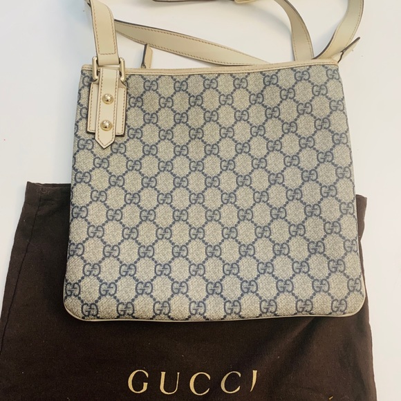 Gucci Bags Gucci Messenger Bag Used Wear On Leather On Top Opening